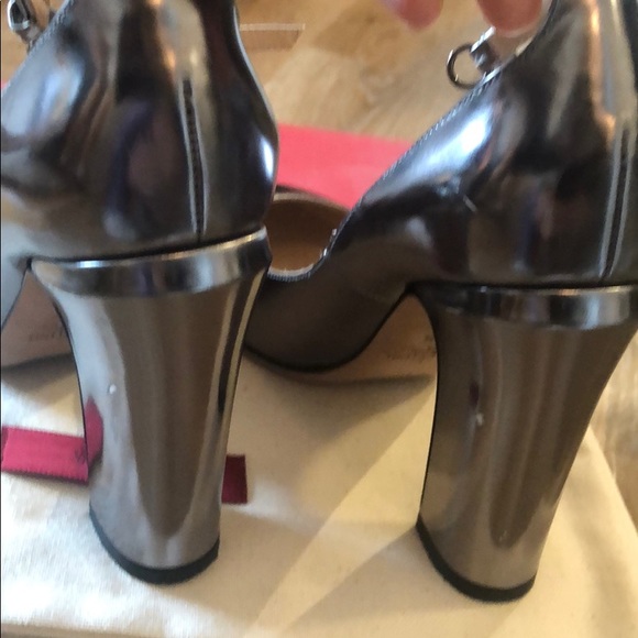 Valentino ankle strap pumps. Great condition - Picture 5 of 8